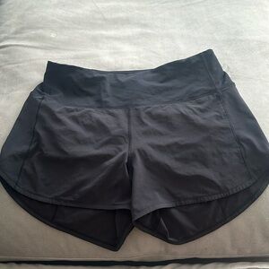 Lululemon Speed Up Short Low-Rise  Lined